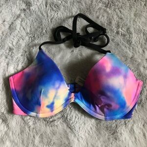 New Victoria’s Secret pink bikini top